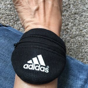 Tiny pouch -Adidas